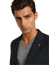 Slim fit k-moving italian fabric suit